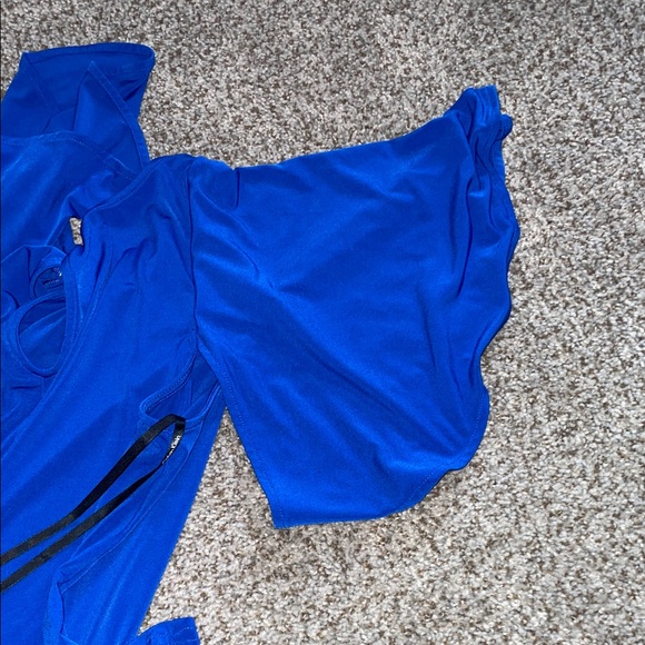 Calvin Klein - Picture 7 of 11